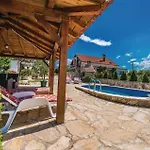 Two-bedroom In Zemunic Gornji
