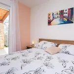 Two-bedroom In Zemunic Gornji Vlasnovic