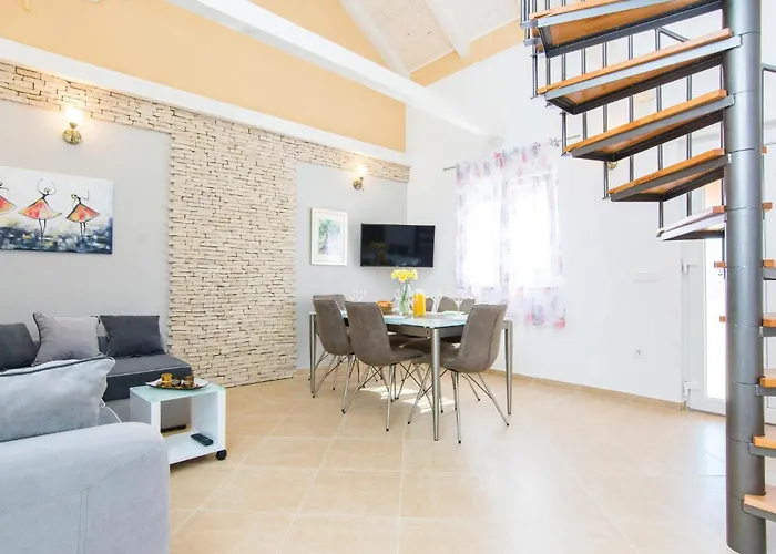Two-bedroom In Zemunic Gornji Ferienhaus *